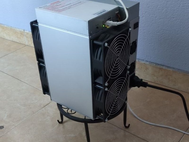 Minero ASIC en casa